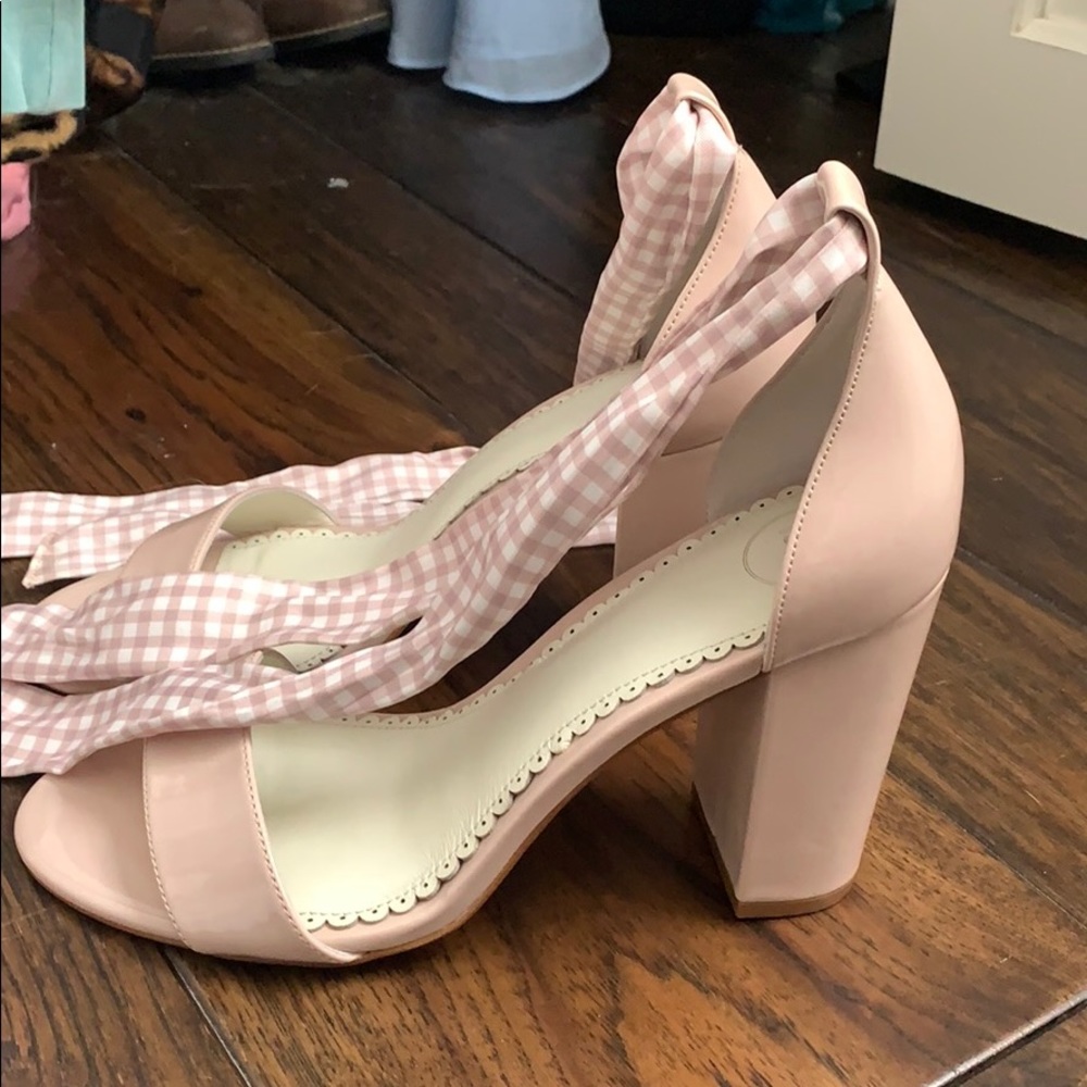 1901 heels - Picture 2 of 2